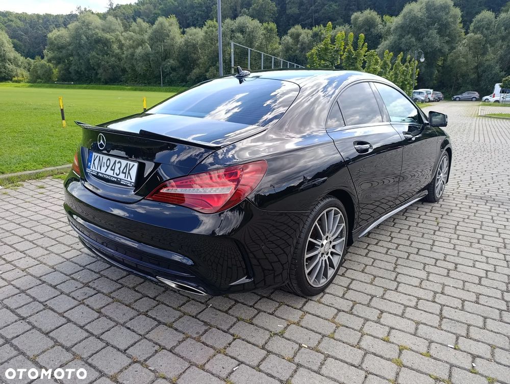 Mercedes-Benz CLA 180 7G-DCT UrbanStyle Edition - 8