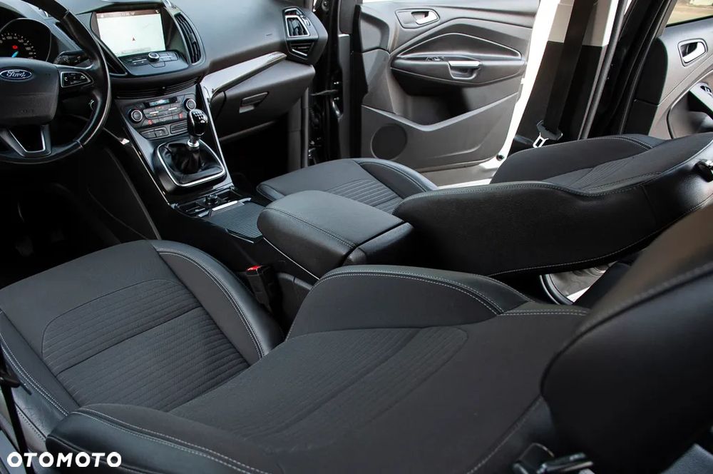 Ford Kuga 1.5 EcoBoost 2x4 Cool & Connect - 7