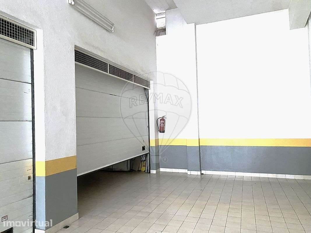 Garagem  para venda - Grande imagem: 2/4