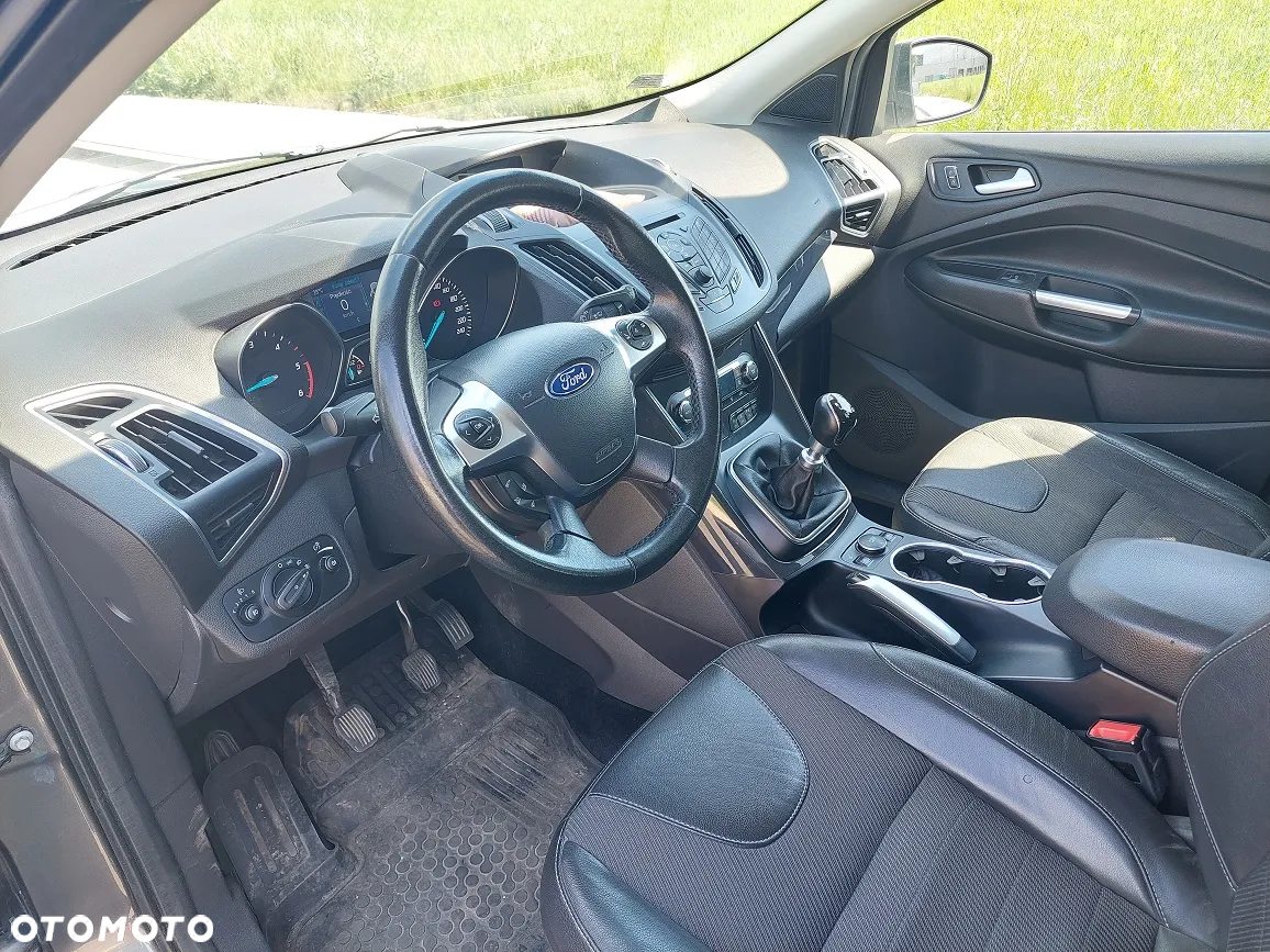 Ford Kuga 2.0 TDCi 4WD Titanium - 10