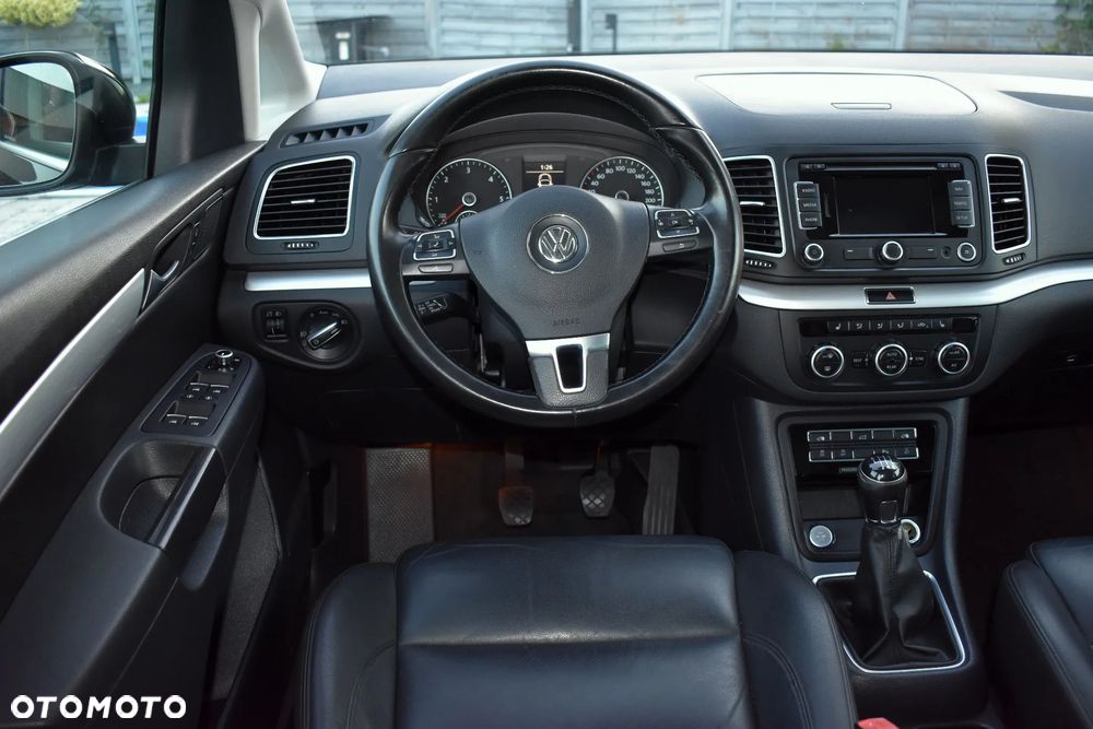 Volkswagen Sharan 2.0 TDI Highline - 26
