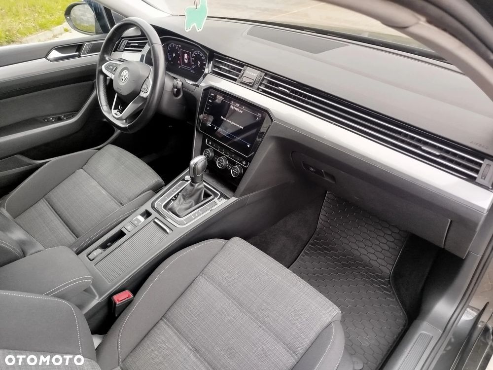 Volkswagen Passat 2.0 TSI Business DSG - 5