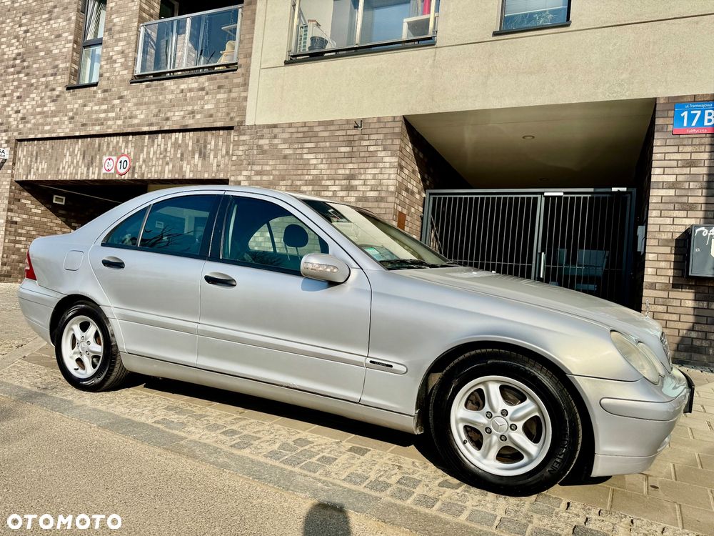 Mercedes-Benz Klasa C 220 CDI Classic - 5