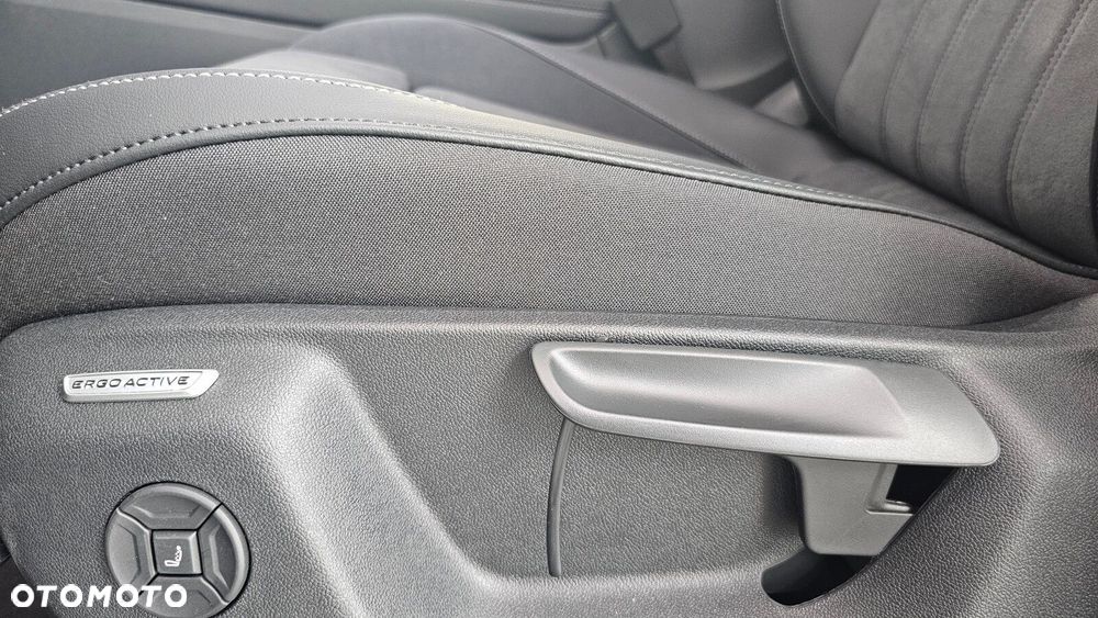Volkswagen Tiguan - 30