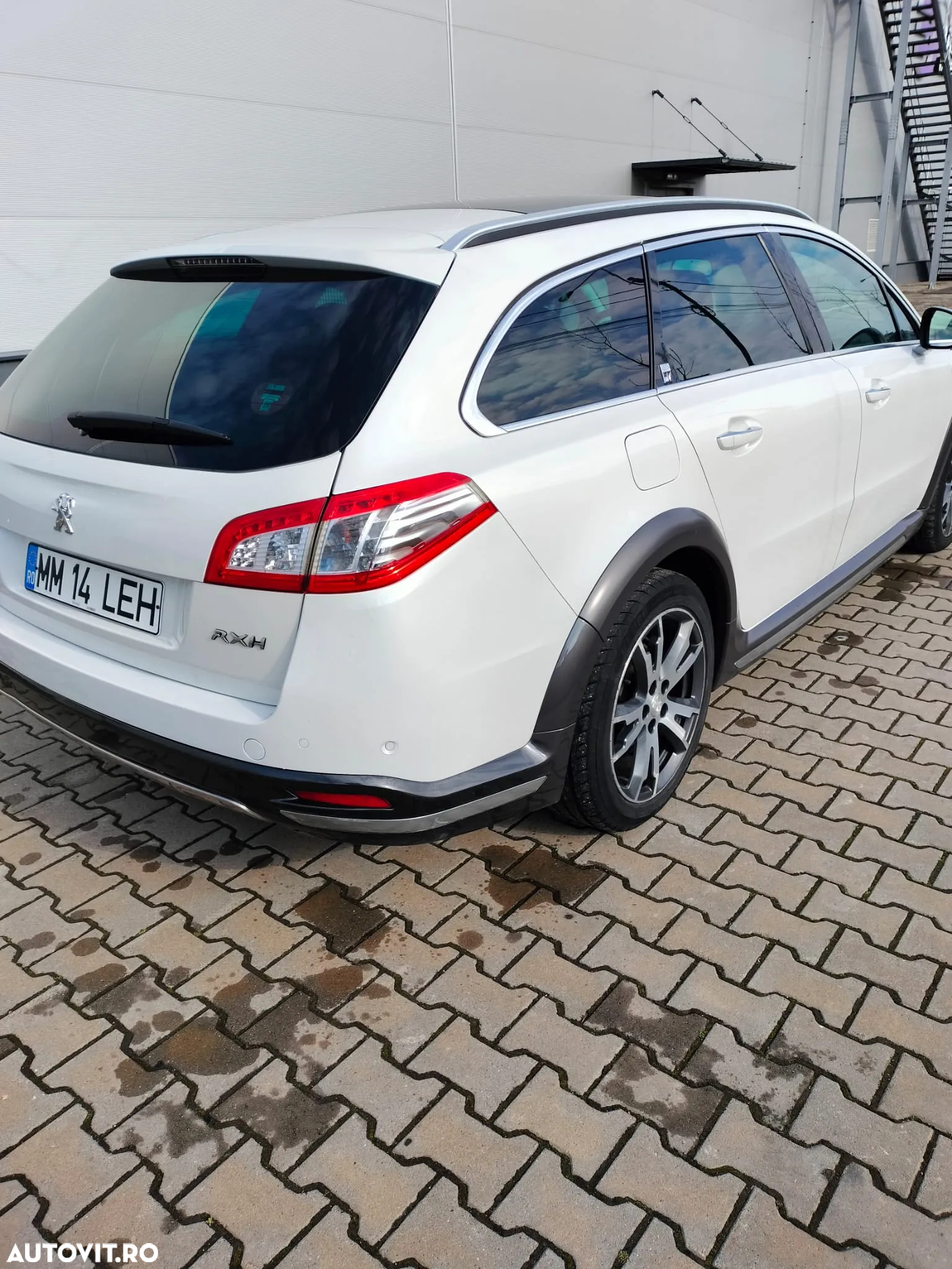 Peugeot 508 RXH Hybrid4 - 5