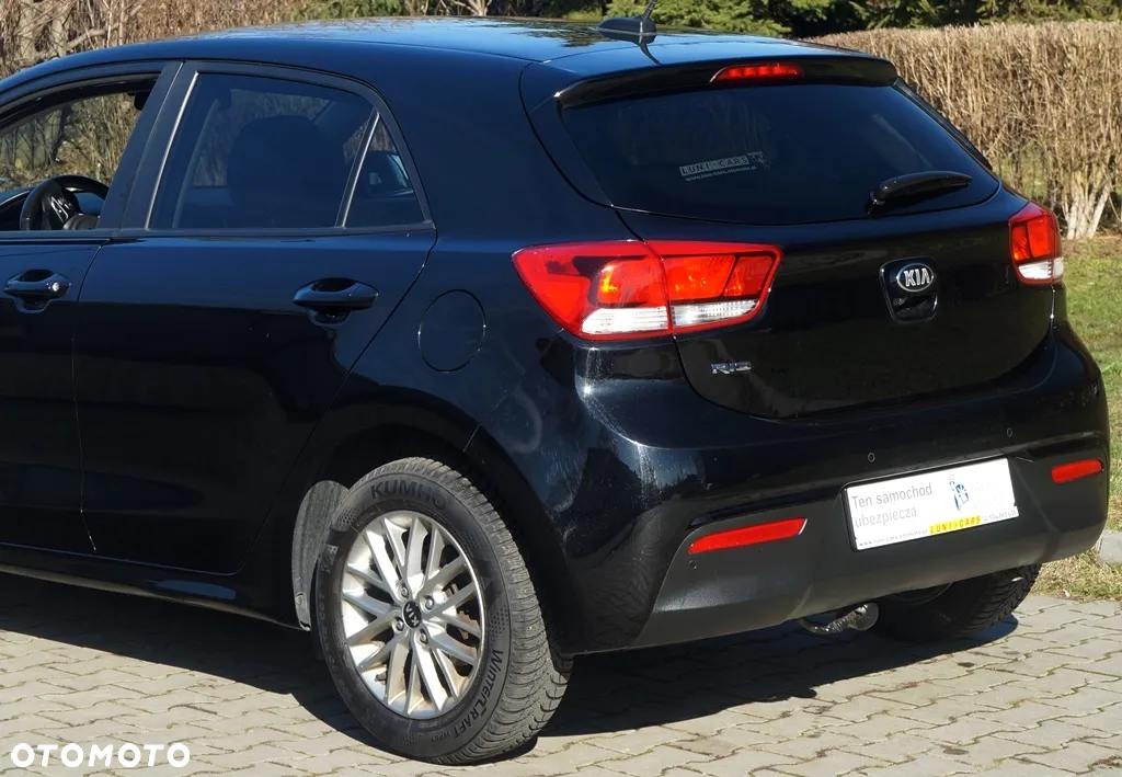 Kia Rio - 17