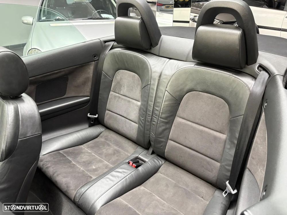 Audi A3 Cabrio 1.6 TDI (clean diesel) Attraction - 11