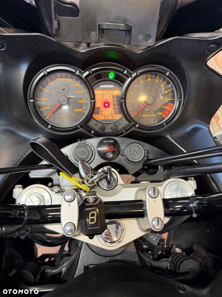 Suzuki DL - 18
