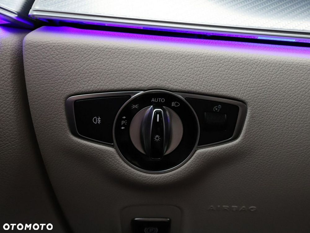 Mercedes-Benz Klasa E 200 d 9G-TRONIC Avantgarde - 35