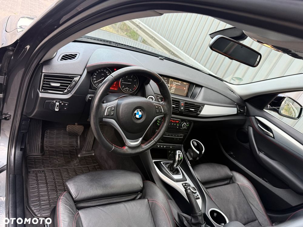 BMW X1 sDrive20d Sport Line - 14