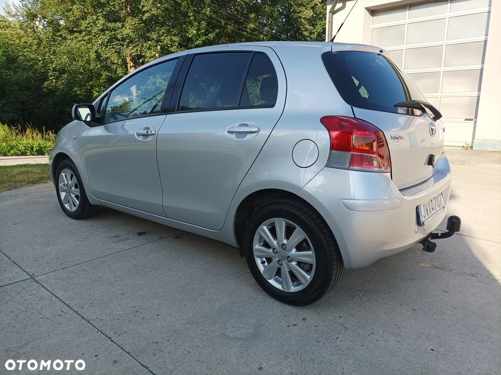 Toyota Yaris 1.33 VVT-i Executive - 6