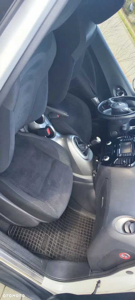 Nissan Juke 1.6 T Acenta - 19