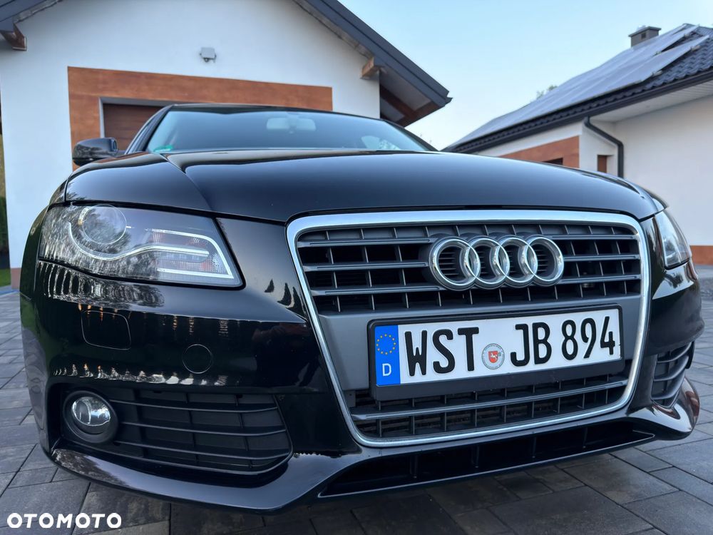 2010 Audi A4 Limousine 1.8 TFSI Attraction, photograph 5