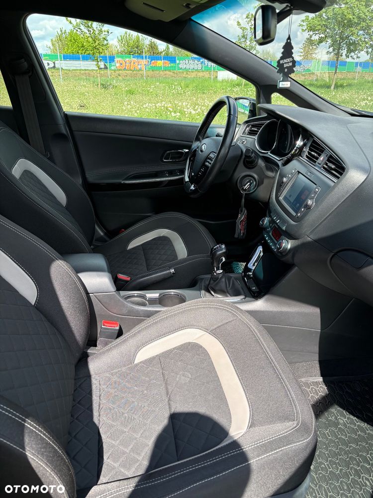 Kia Ceed 1.6 CRDi GT Line - 8