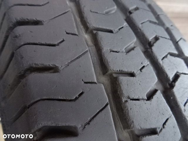 185/R14C 102/100R Ovation V-02 - 3