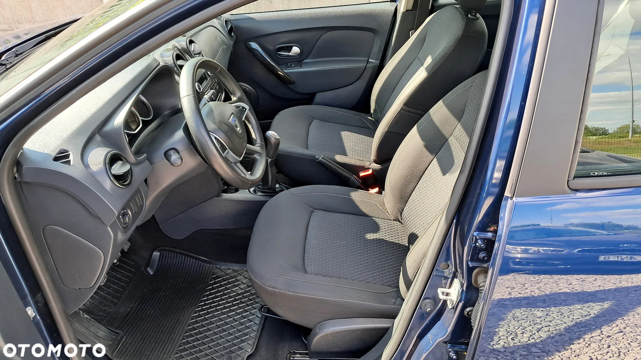 Dacia Sandero SCe 75 Essential - 28