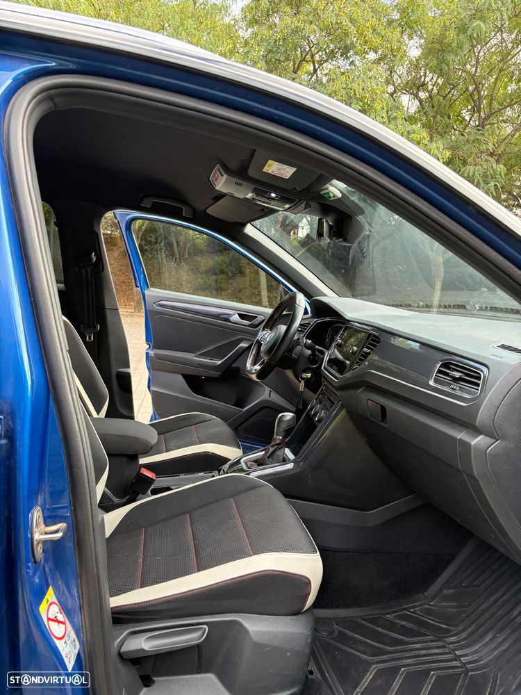 VW T-Roc - 15