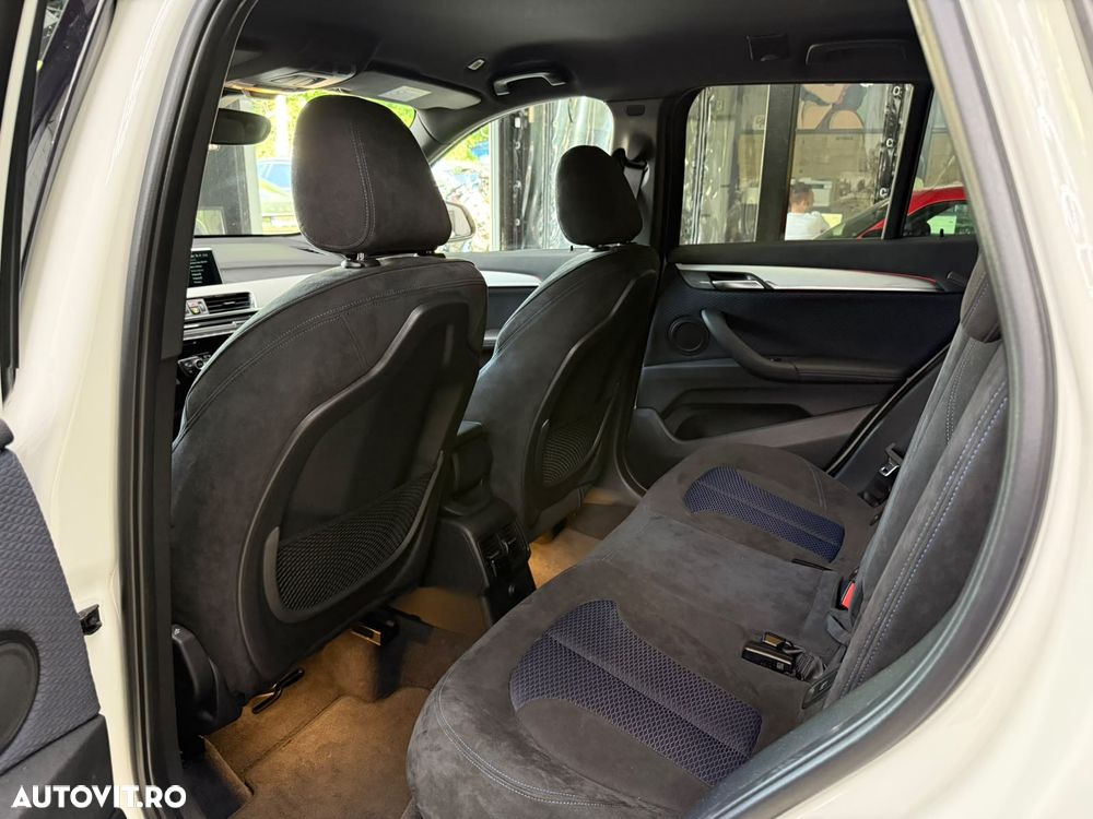 BMW X1 - 26