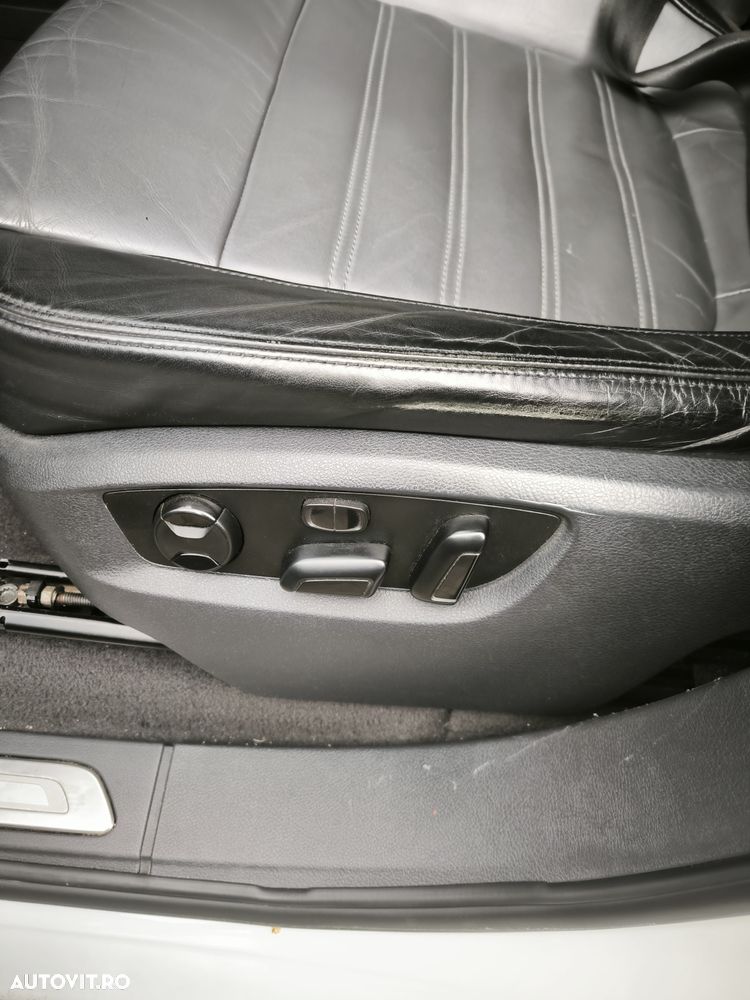 Volkswagen Touareg - 13