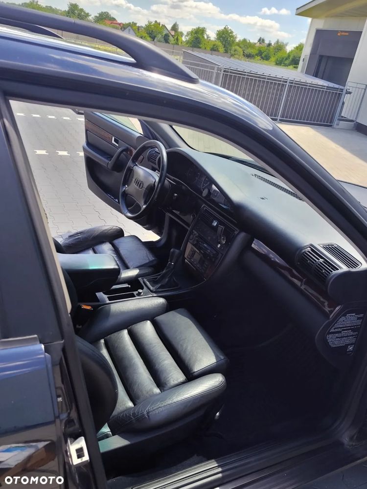 Audi A6 Avant 2.6 E - 8