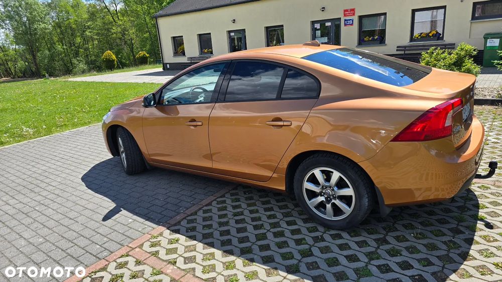 Volvo S60 T5 - 1
