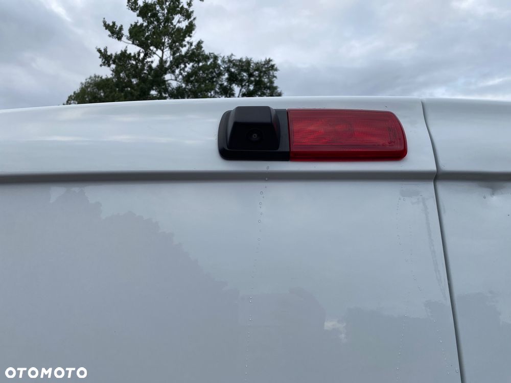 Renault Trafic - 18