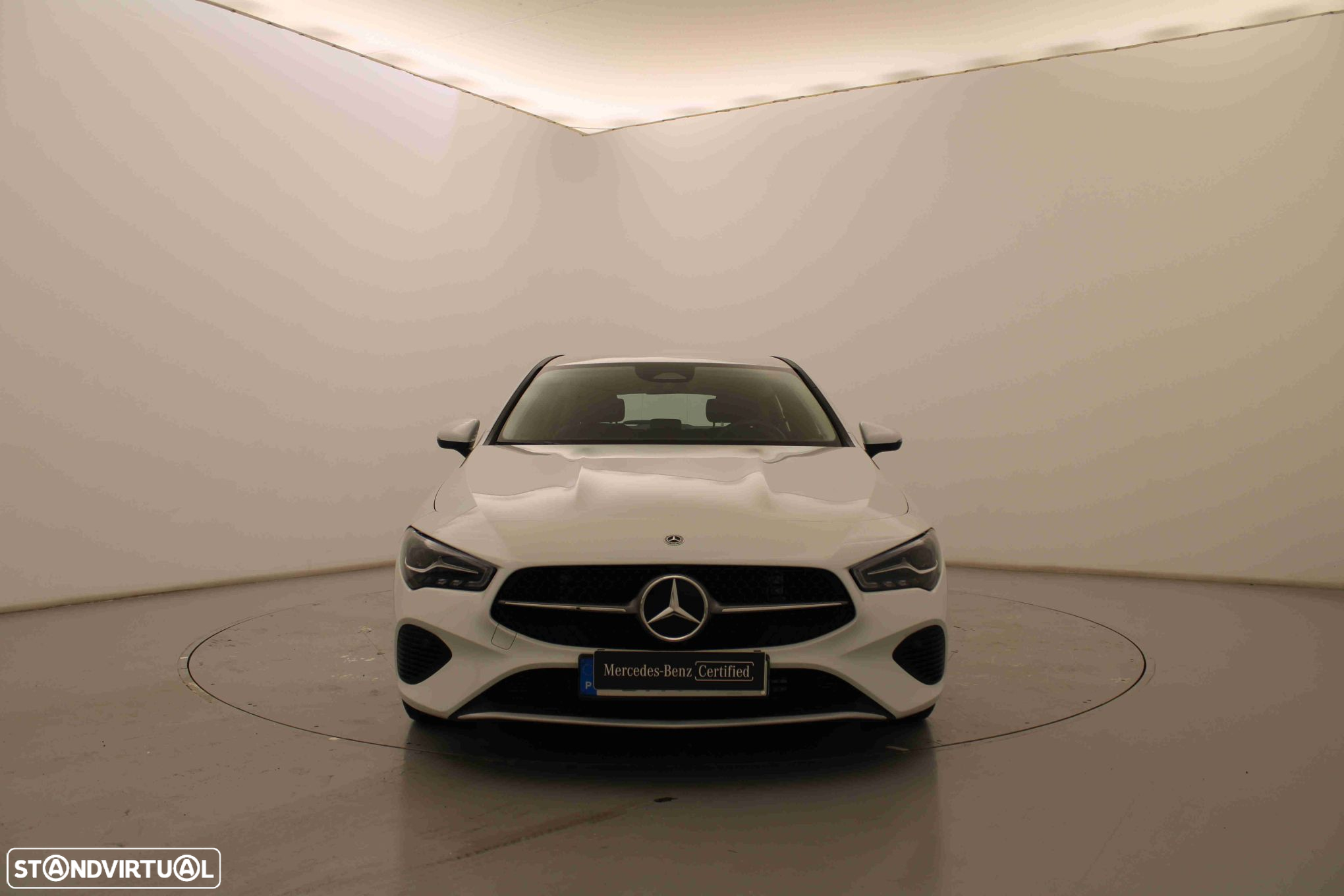 Mercedes-Benz CLA 180 d - 16