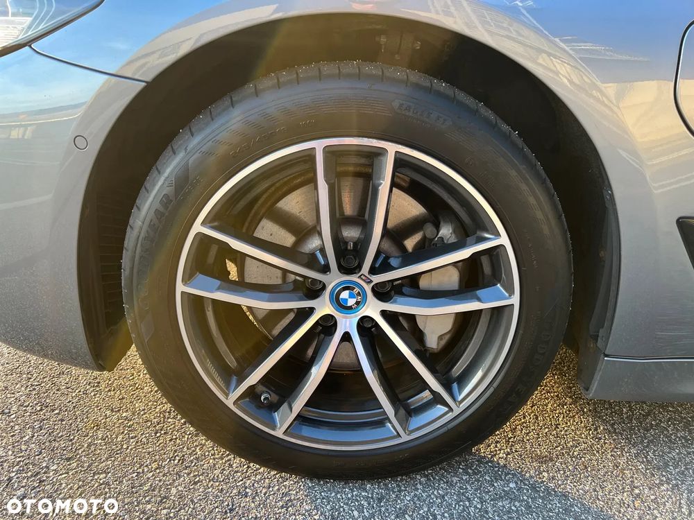 BMW Seria 5 530e iPerformance xDrive M Sport sport - 24