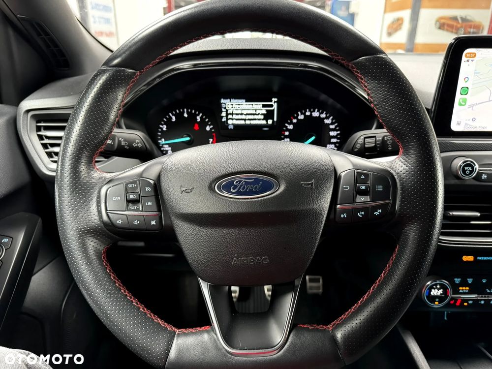 Ford Focus 1.0 EcoBoost ST-Line - 17