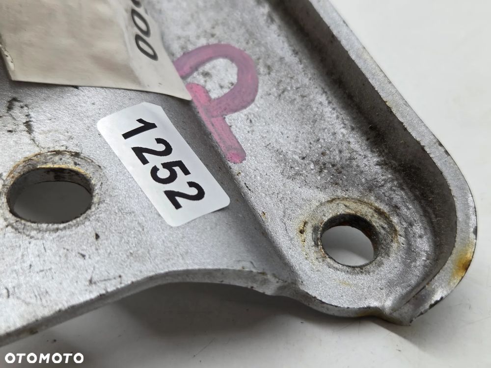 YAMAHA T-MAX 500 03-07 SET PODNÓŻEK PASAŻERA PRAWY - 4