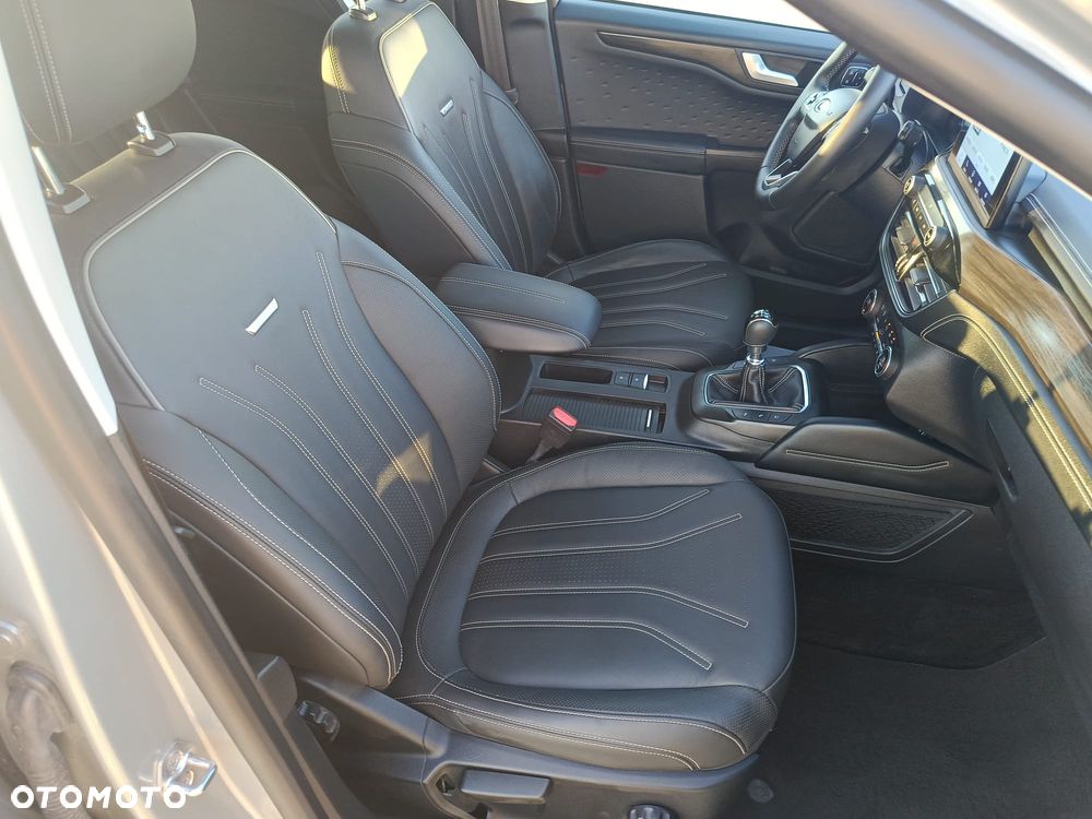 Ford Kuga - 16