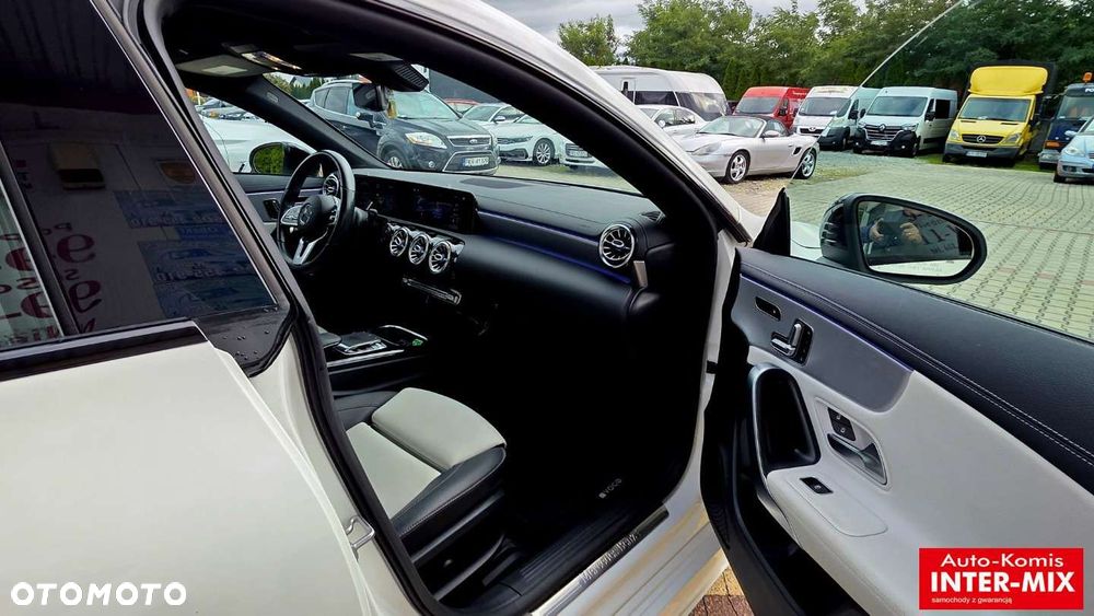 Mercedes-Benz CLA - 21