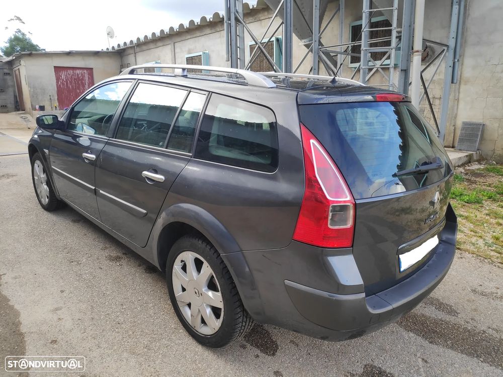Renault Mégane Break 1.5 dCi Dynamique - 9