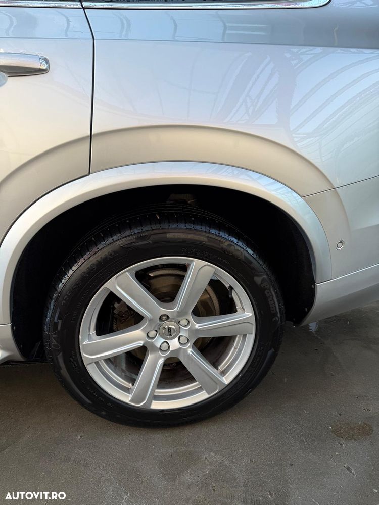 Volvo XC 90 - 6