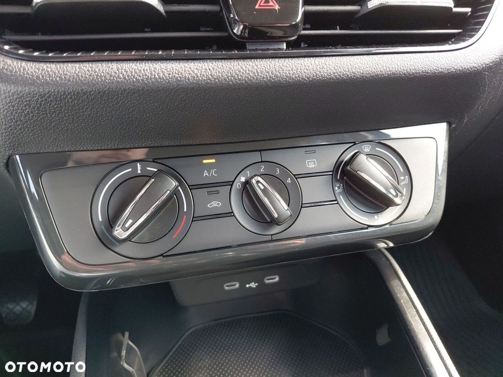 Skoda Fabia 1.0 Ambition - 23