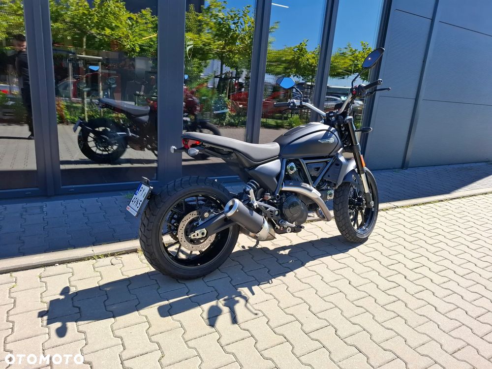 Ducati Scrambler - 13