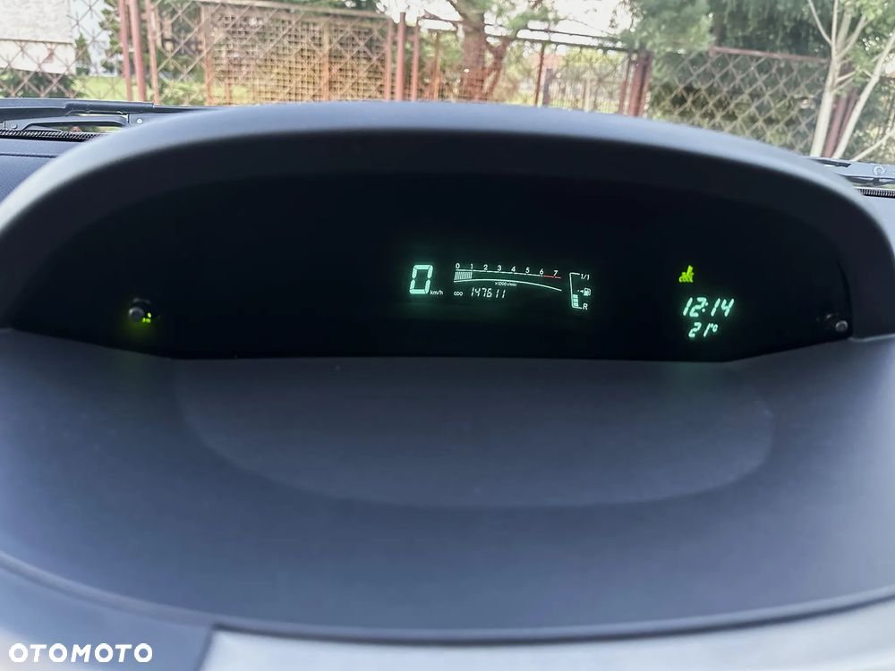 Toyota Yaris 1.0 Luna A/C - 12