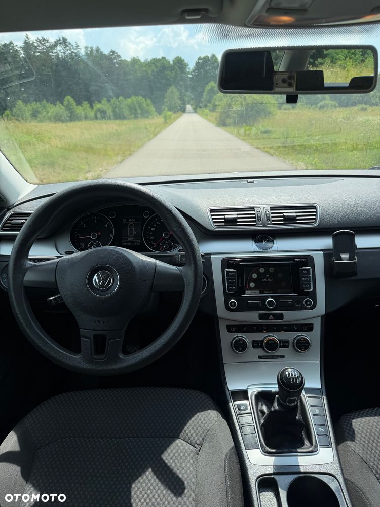 Volkswagen Passat 1.6 TDI (BlueMotion Technology) Comfortline - 14