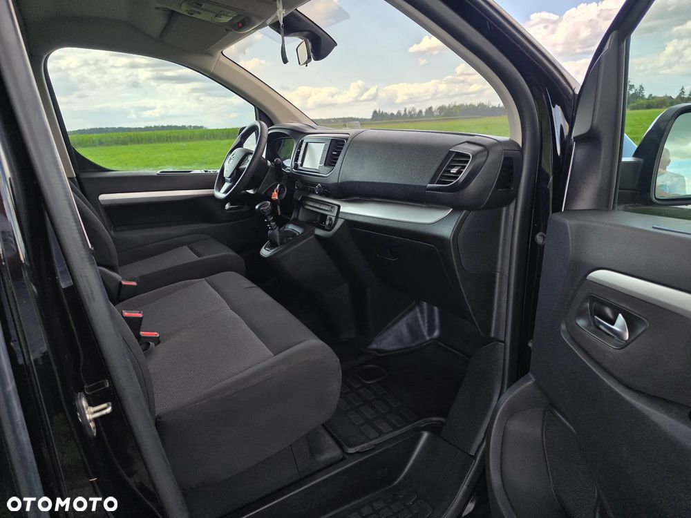 Opel Vivaro - 12