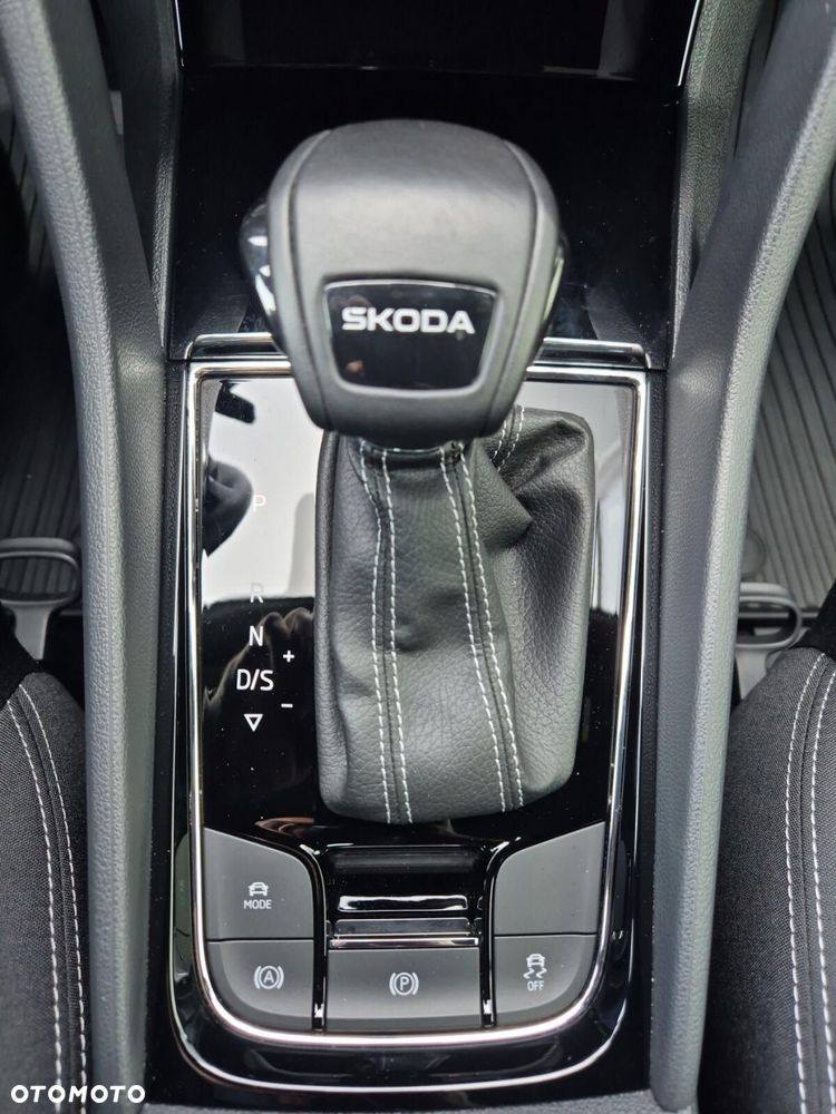 Skoda Karoq 1.5 TSI ACT Sportline DSG - 33