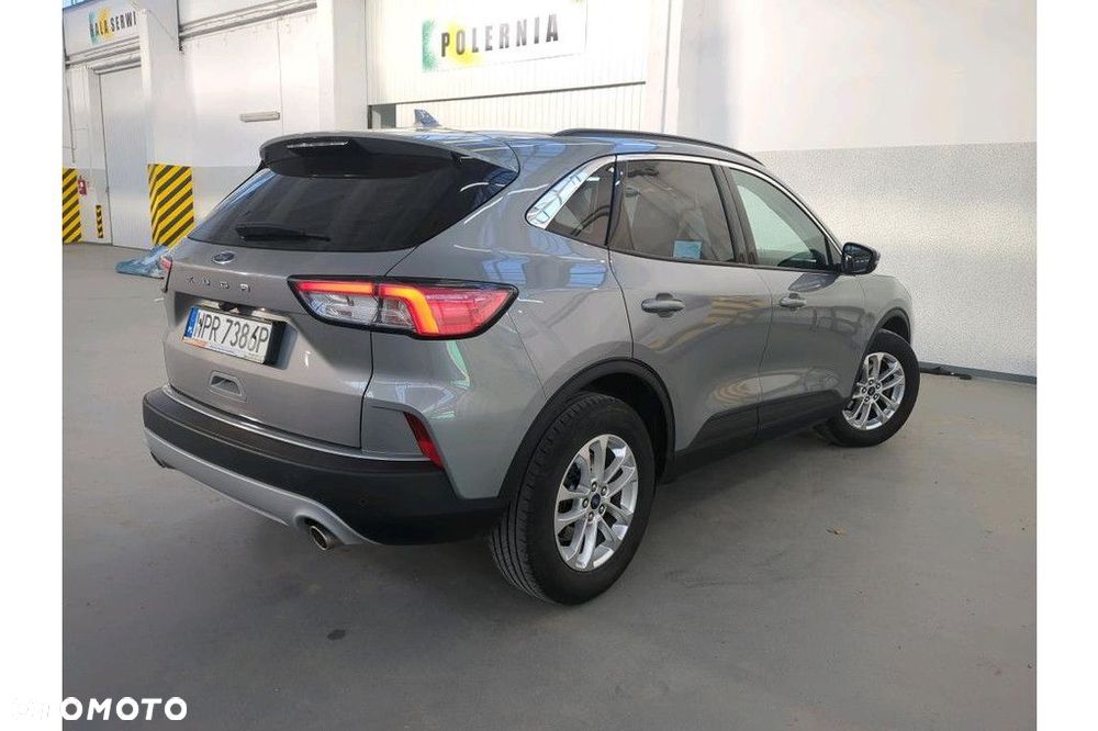 Ford Kuga - 3