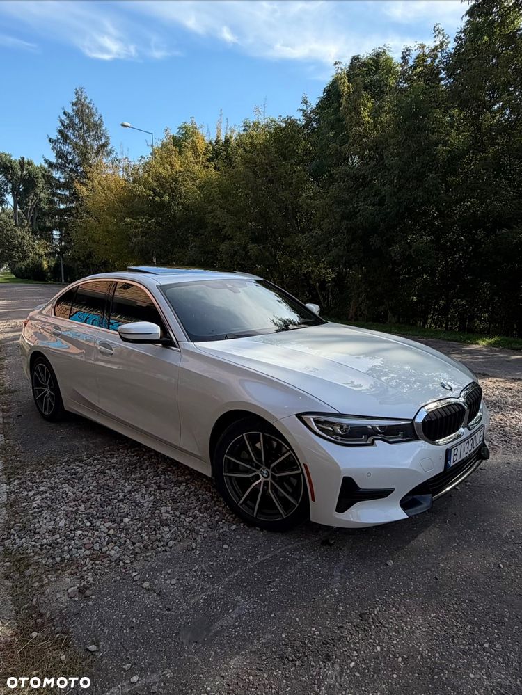 BMW Seria 3 330i - 7