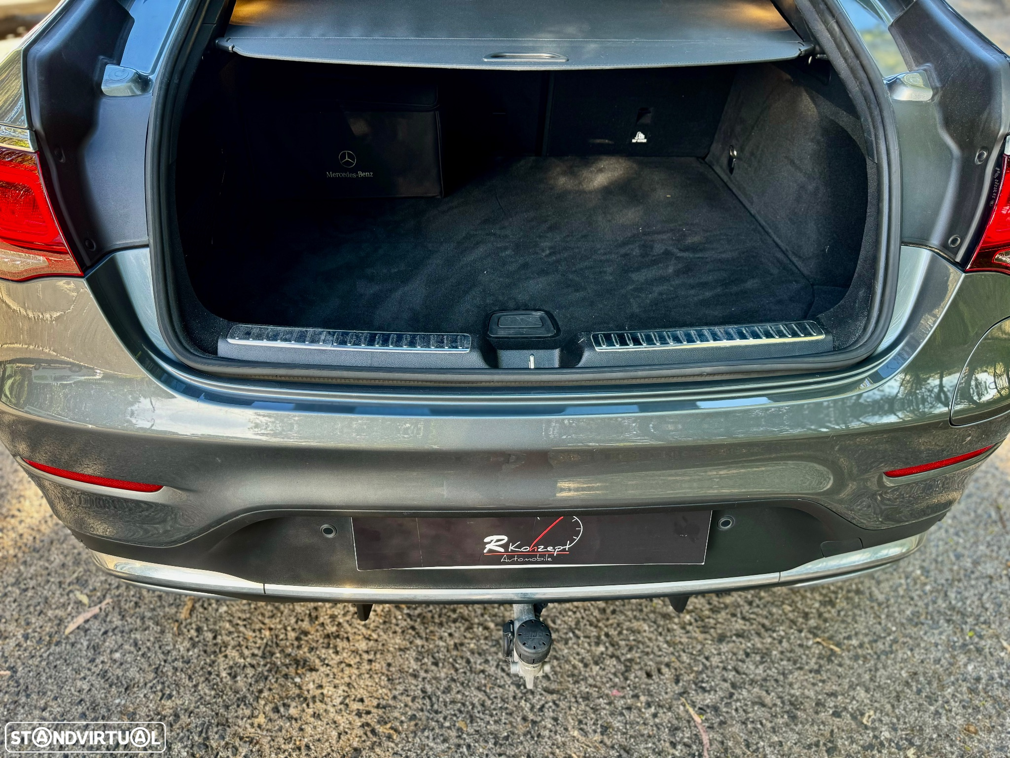 Mercedes-Benz GLC 300 Coupe de 4Matic 9G-TRONIC AMG Line Plus - 38