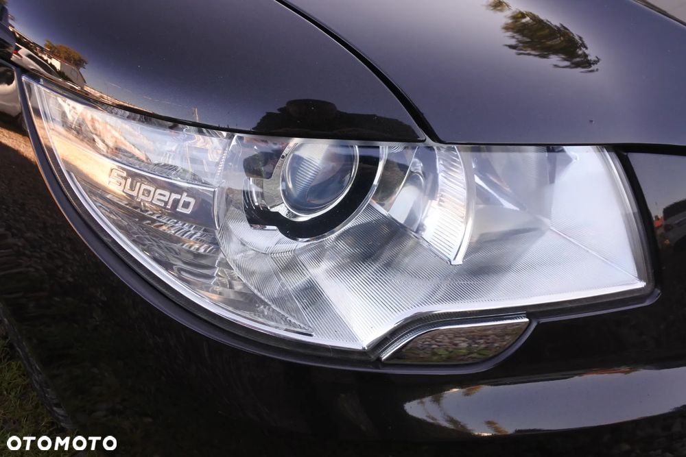 Skoda Superb Combi 2.0 TDI DSG L&K - 29