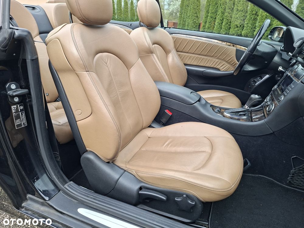 Mercedes-Benz CLK 280 7G-TRONIC Avantgarde - 20