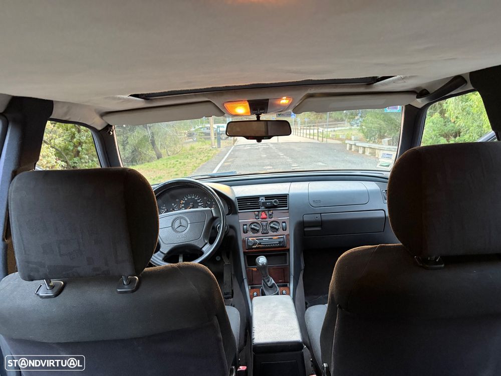 Mercedes-Benz C 220 D Classic - 9