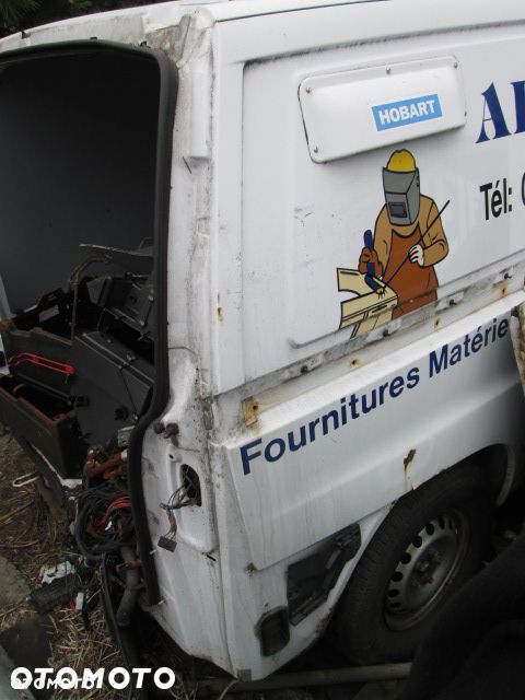 ĆWIARTKA BŁOTNIK MB VITO 96- PRAWY TYŁ - 1