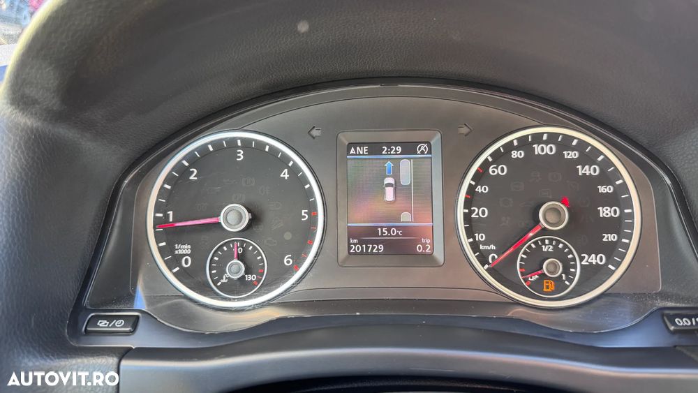 Volkswagen Tiguan 2.0 TDI 4Motion DSG BMT Sport & Style - 25