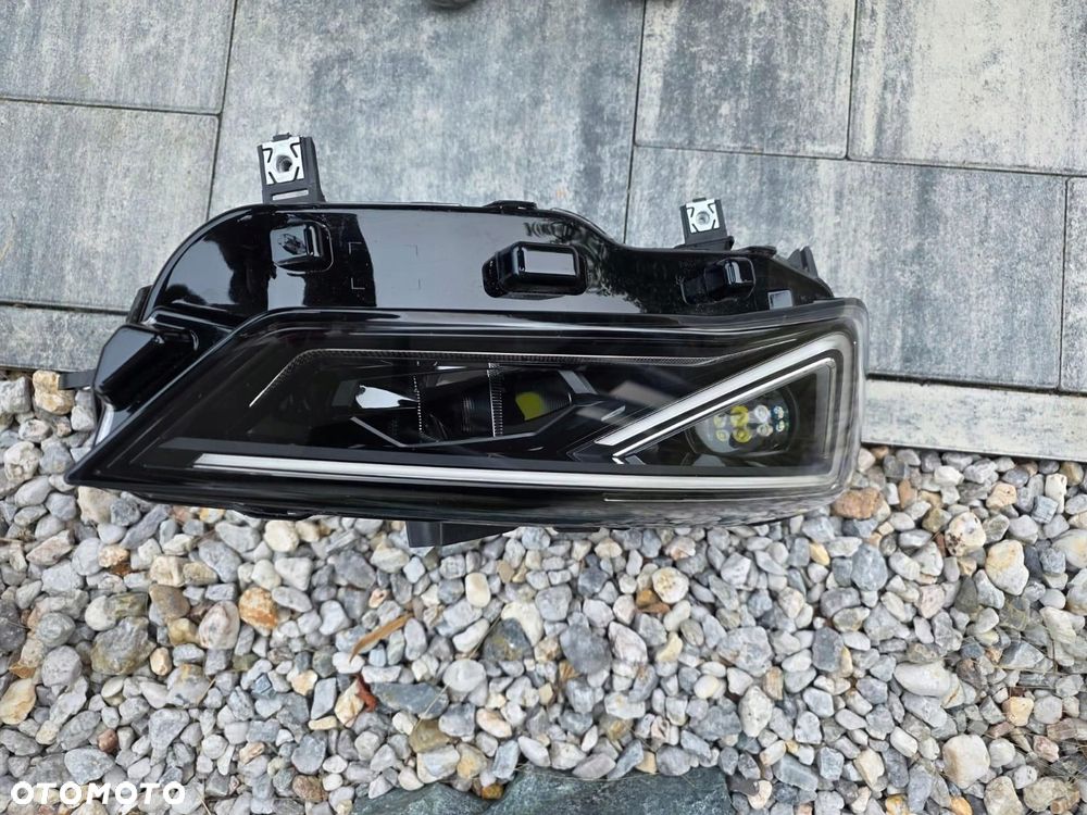SEAT CUPRA LEON IV 4 FORMENTOR Lampa prawa przód Full Led Matrix 5FB941036B - 5