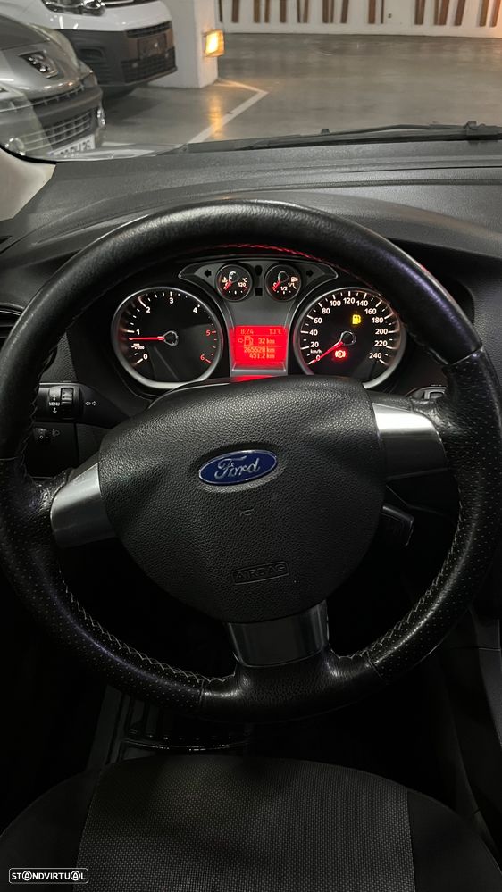 Ford Focus 1.6 TDCi Sport - 11